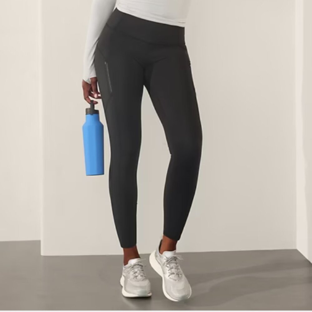 👟 Athleta Ranier Tight in Black in Medium Petite